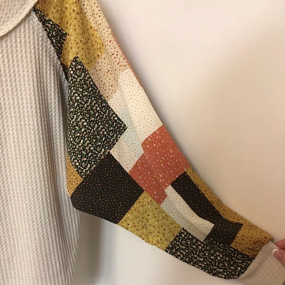 Off-Shoulder Patchwork Balloon Sleeve - image 6